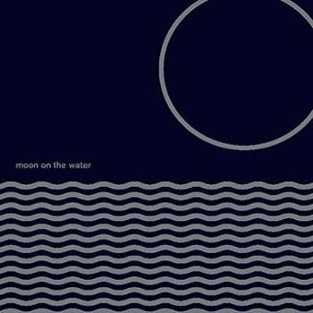 Music - CD Moon On The Water Book