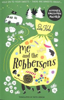 Paperback Me and the Robbersons Book