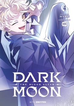 Paperback Dark Moon: The Blood Altar, Vol. 4 (Comic) Book