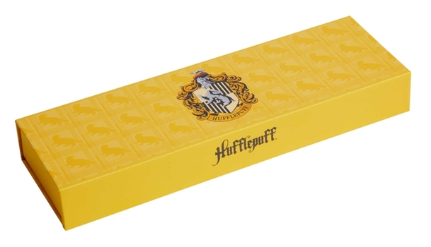 Paperback Harry Potter: Hufflepuff Magnetic Pencil Box Book