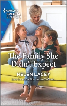 Mass Market Paperback The Family She Didn't Expect Book