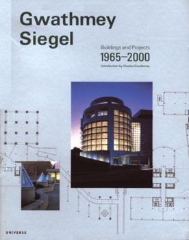Paperback Gwathmey Siegel: Buildings and Projects 1965-2000 Book