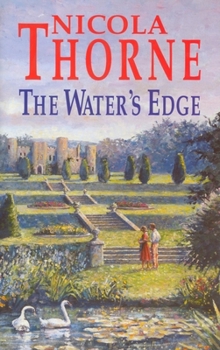 Hardcover The Water's Edge [Large Print] Book