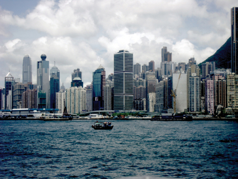Paperback Uneven Growth: Tactical Urbanisms for Expanding Megacities Book