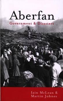 Paperback Aberfan: Government and Disasters Book