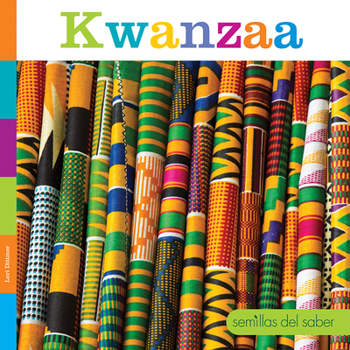 Paperback Kwanzaa [Spanish] Book
