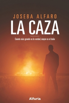 Paperback La caza: Un thriller político con acción y suspense [Spanish] Book