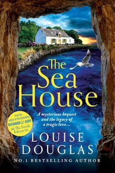 Paperback The Sea House [Large Print] Book