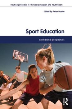Paperback Sport Education: International Perspectives Book