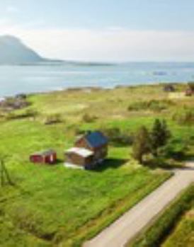 Hardcover Lillevik Lofoten Book