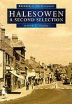 Paperback Halesowen : A Second Selection Book