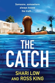 Paperback The Catch [Large Print] Book