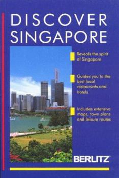 Paperback Berlitz Discover Singapore Book