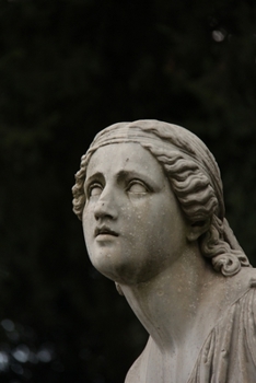 Paperback Merlin in Avalon: A Magical Historical Mystery Book