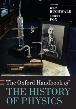 Paperback The Oxford Handbook of the History of Physics Book