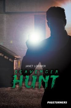 Paperback Scavenger Hunt (Spy) (Pageturners) Book