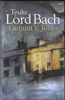 Paperback Teulu Lòrd Bach (Welsh Edition) [Welsh] Book