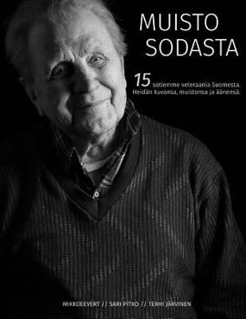 Paperback Muisto Sodasta [Finnish] Book