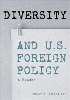 Paperback Diversity and U.S. Foreign Policy: A Reader Book