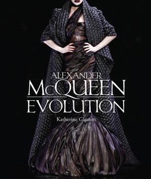 Paperback Alexander McQueen: Evolution Book