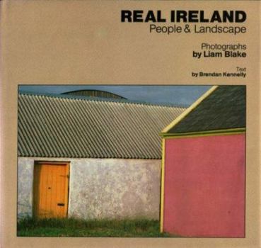Paperback Real Ireland Book