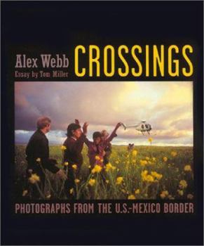 Hardcover Crossings: Photographs from the U.S.-Mexico Border Book