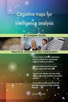 Paperback Cognitive traps for intelligence analysis: A Complete Guide Book