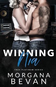 Paperback Winning Nia: A Rock Star Romance Book