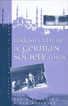 Paperback Turkish Culture in German Society Book