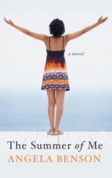 Hardcover The Summer of Me [Large Print] Book