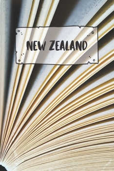 Paperback New Zealand: Ruled Travel Diary Notebook or Journey Journal - Lined Trip Pocketbook for Men and Women with Lines Book