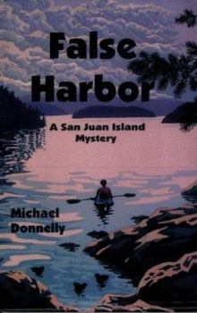 Paperback False Harbor: A San Juan Island Mystery Book