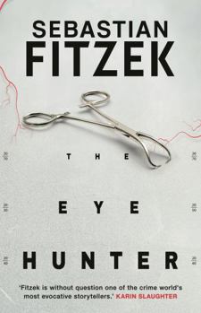 Paperback The Eye Hunter Book