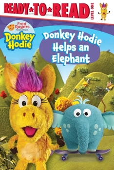 Paperback Donkey Hodie Helps an Elephant: Ready-To-Read Level 1 Book