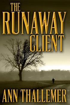 Paperback The Runaway Client: (Large Print) Book