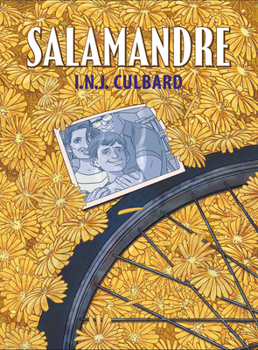 Paperback Salamandre Book