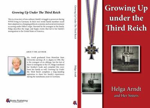 Paperback Growing Up Under the Third Reich Book