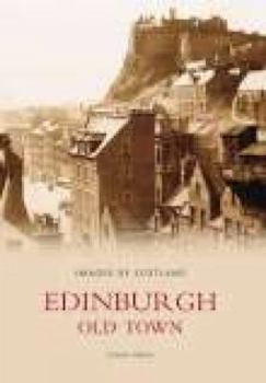 Paperback Edinburgh Old Town Book