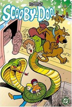 The Big Squeeze!: 4 (Scooby-Doo (DC Comics)) - Book #4 of the Scooby-Doo Graphic Novels