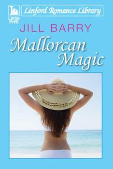 Paperback Mallorcan Magic [Large Print] Book