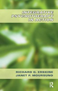 Paperback Integrative Psychotherapy in Action Book