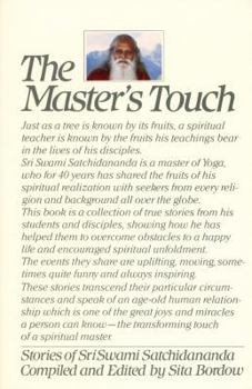 Paperback Masters Touch: Stories of Stri Swami Satchidananda Book