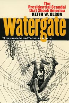 Paperback Watergate: The Presidential Scandal That Shook America Book