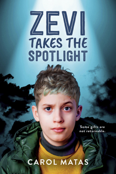 Paperback Zevi Takes the Spotlight Book