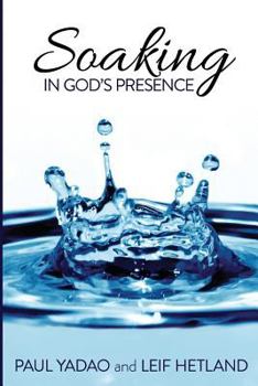 Paperback Soaking in God's Presence Book