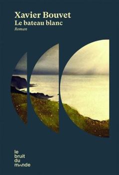 Paperback Le bateau blanc [French] Book