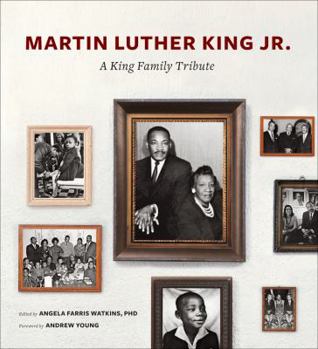 Hardcover Martin Luther King Jr.: A King Family Tribute Book
