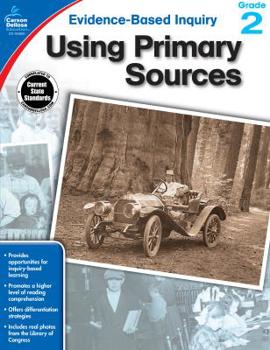 Paperback Using Primary Sources, Grade 2 Book