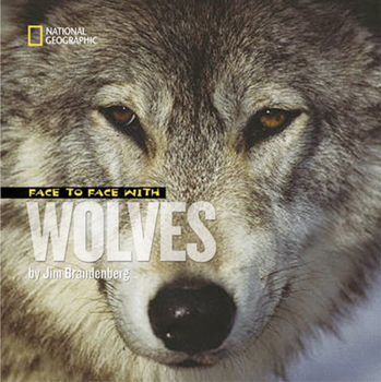 Paperback Face to Face with Wolves (Face to Face with Animals) Book