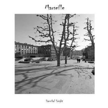 Paperback Marseille Book